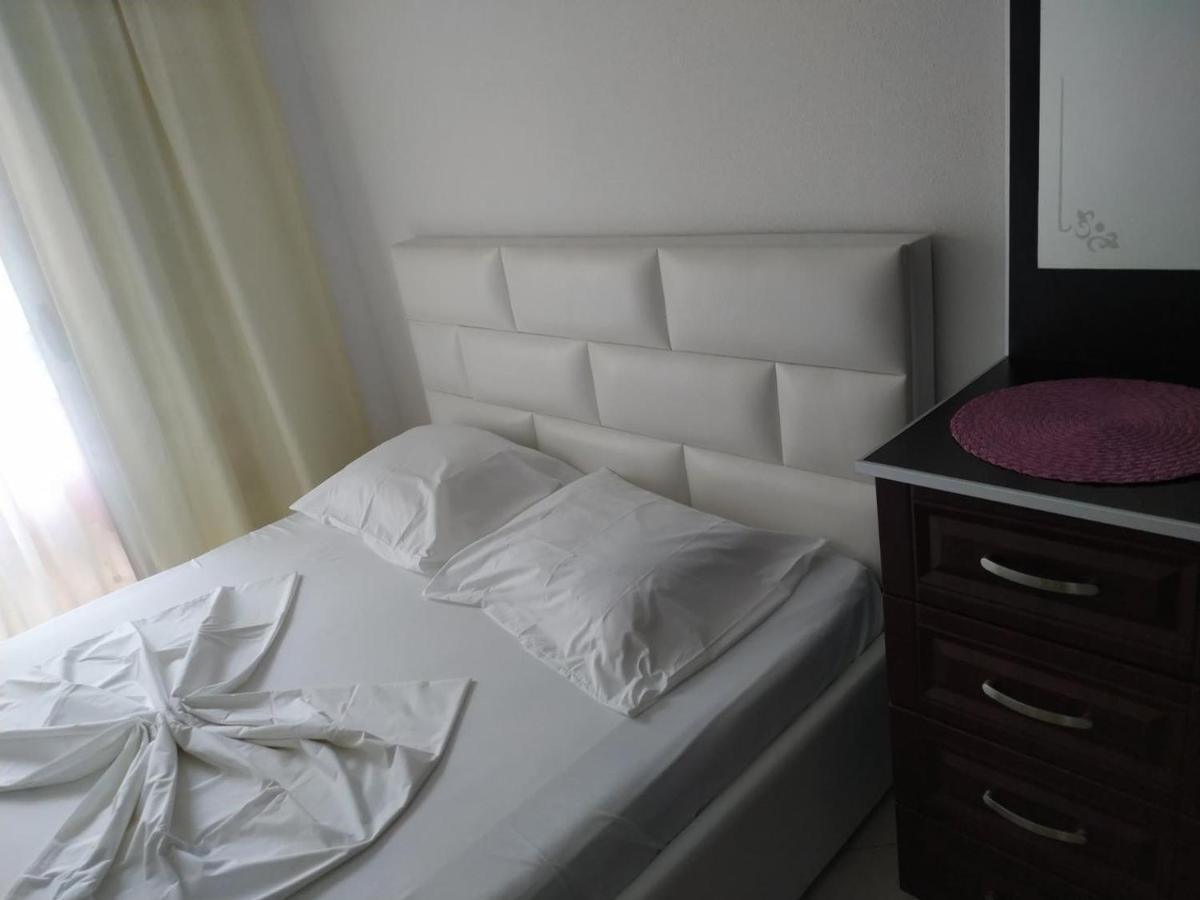 Aparthotel Vila Tufi Velipojë Eksteriør billede