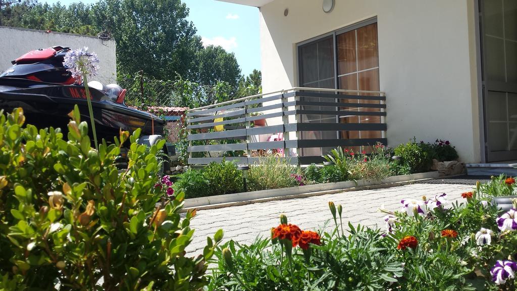Aparthotel Vila Tufi Velipojë Værelse billede